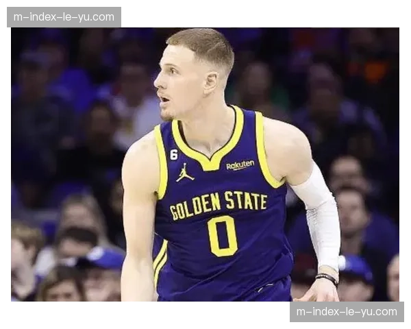 迪温琴佐15分7助攻4抢断，尼克斯后卫防守端存在感十足